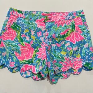 Lilly Pulitzer Floral Blue and Pink Women Shorts
